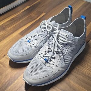 Men's Gray Athletic Shoes